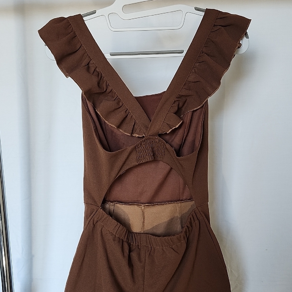 Chic Brown Sleeveless Jumpsuit - Picture 6 of 8